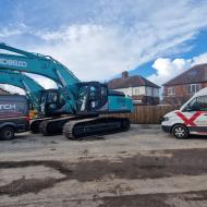 kobelco_Molson_2